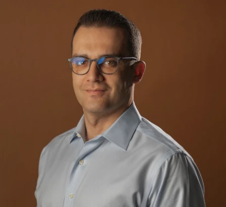 artur-fahradyan-md-md-art-plastic-surgery-1.png