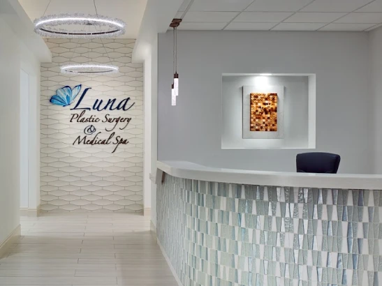 luna-plastic-and-reconstructive-surgery-and-medical-spa-1.jpg