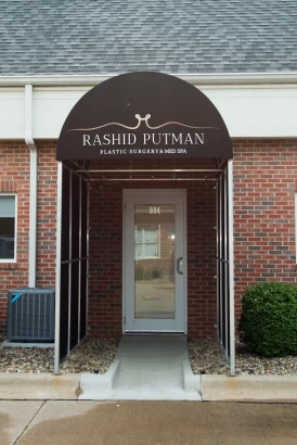 rashid-plastic-surgery-2.jpg