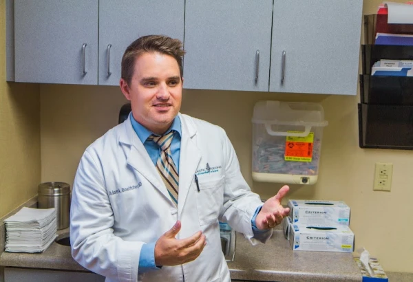 plastic-surgeons-of-northern-arizona-3.jpg