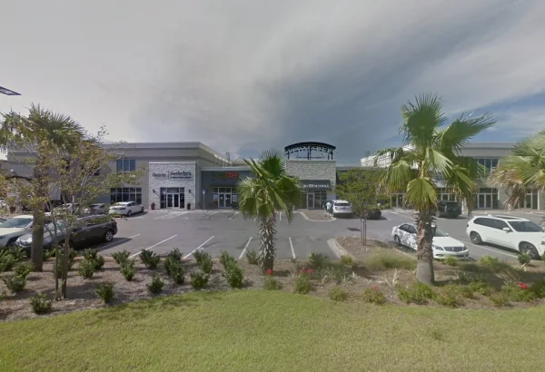 Dr. L. Scott Ennis at Ennis Plastic Surgery in Destin, Destin, Florida, 32541