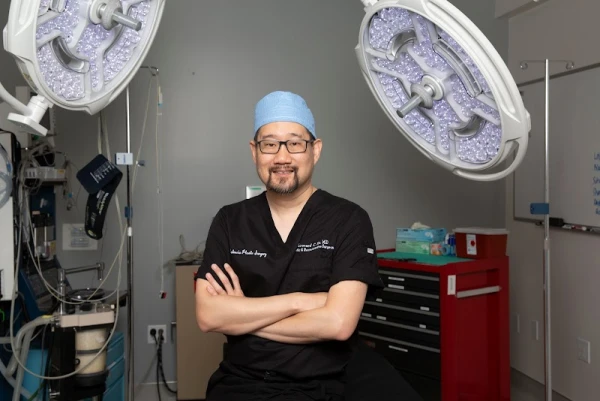dr-howard-hu-m-d-3.jpg