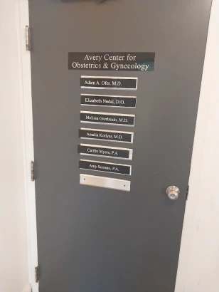 avery-center-for-obstetrics-and-gynecology-4.jpg