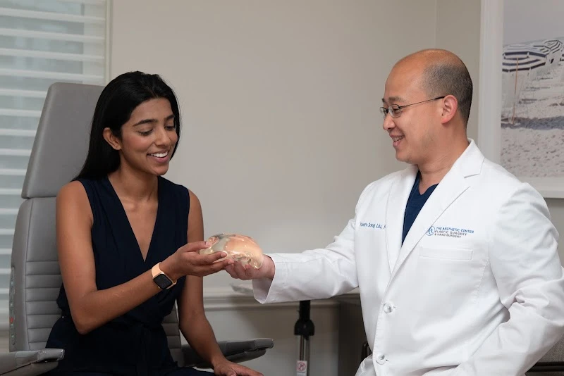 Yuen-Jong Liu, M.D., Darien, Connecticut, 06820