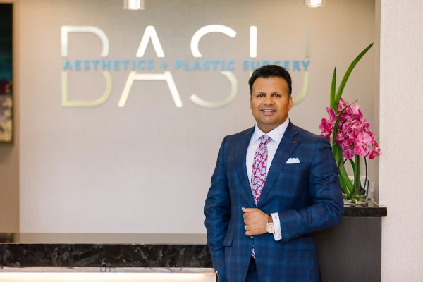 basu-aesthetics-plastic-surgery-c-bob-basu-md-4.jpg