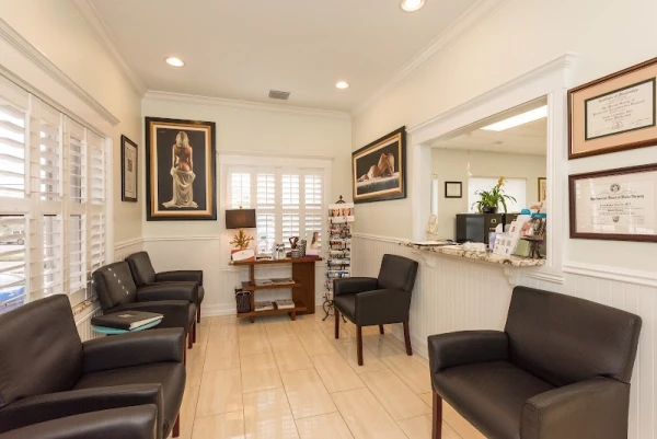 key-west-institute-for-plastic-surgery-3.jpg
