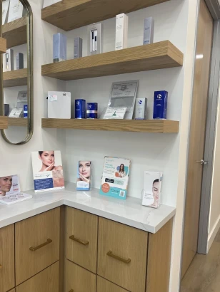 true-jewel-cosmetic-plastic-surgery-center-4.jpg