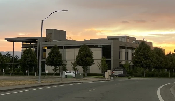 womens-health-center-of-southern-oregon-1.jpg
