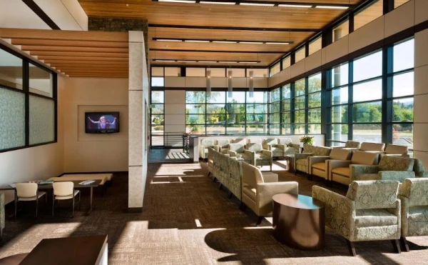 womens-health-center-of-southern-oregon-2.jpg