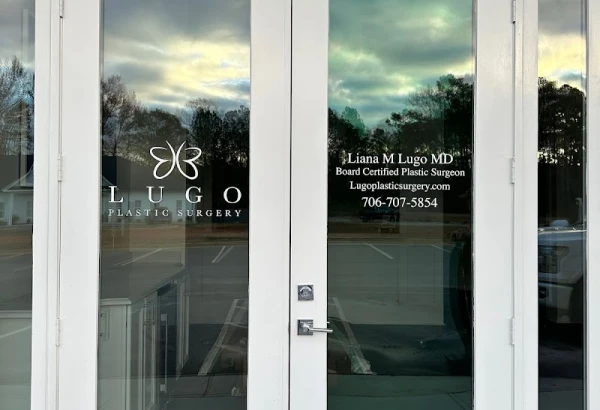 lugo-plastic-surgery-liana-m-lugo-md-4.jpg