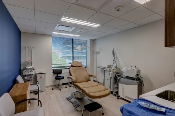 center-for-plastic-surgery-2.jpg
