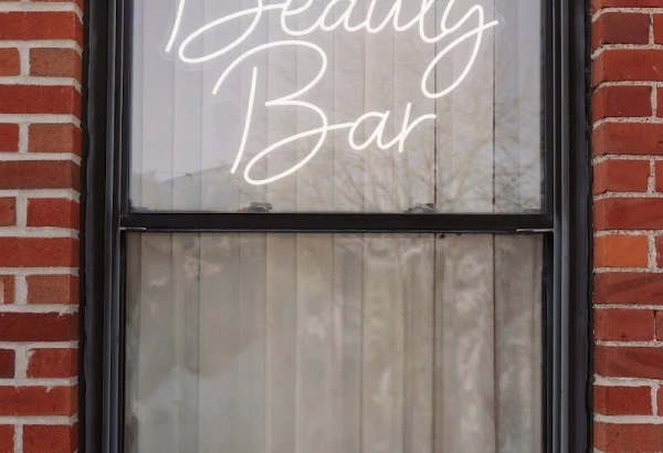 419-beauty-bar-4.jpg