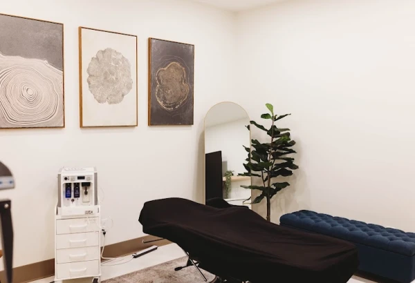 raine-aesthetics-wellness-2.jpg