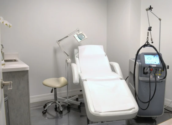 advanced-aesthetics-med-spa-3.jpg