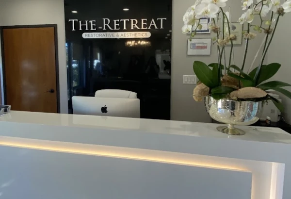 the-retreat-restorative-aesthetics-dr-joshua-baker-2.jpg