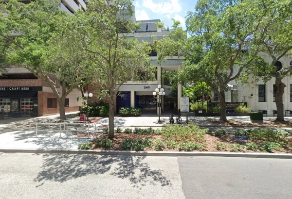 Refresher Lift, St. Petersburg, Florida, 33701