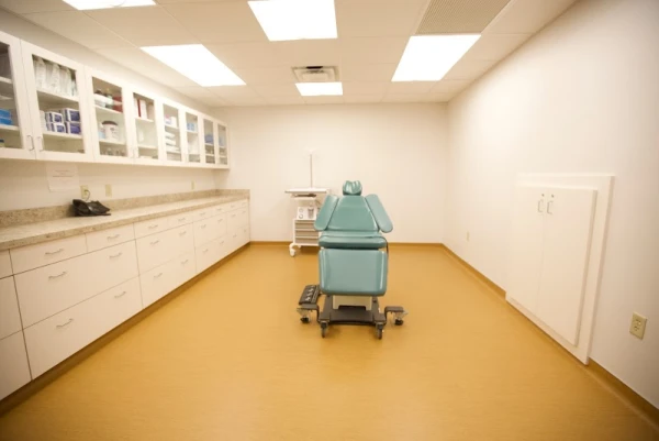 dr-frank-fechner-facial-plastic-surgery-medspa-1.jpg