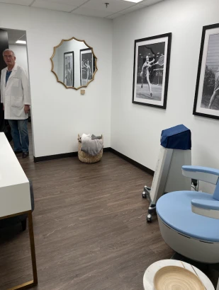 obstetrician-gynecologist-michigan-dr-berenholz-1.png