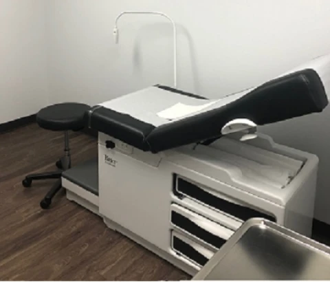 obstetrician-gynecologist-michigan-dr-berenholz-4.png