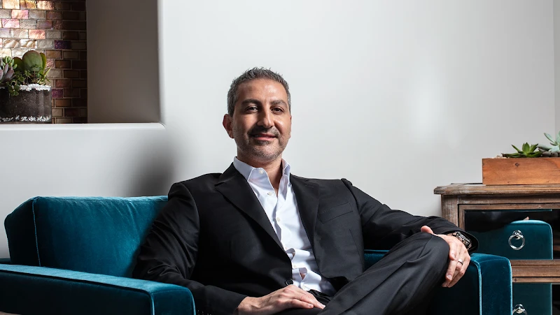 Richard V. Balikian, MD, FACS, Murrieta, California, 25220