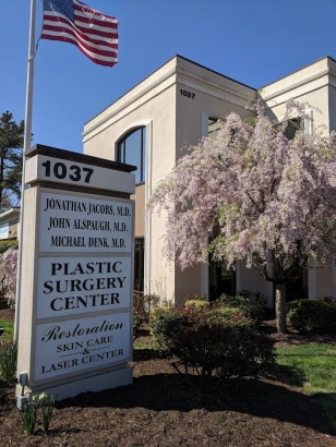 associates-in-plastic-surgery-2.jpg