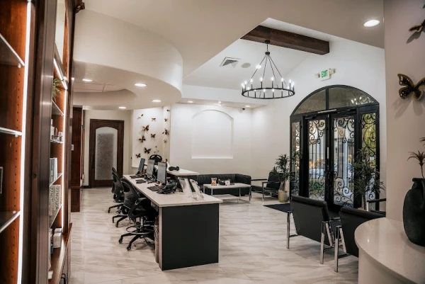 silk-touch-cosmetic-surgery-lipo-medspa-2.jpg