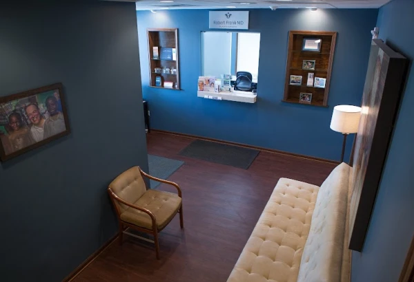 robert-frank-md-plastic-surgery-2.jpg