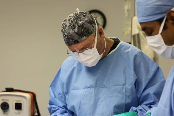 plastic-surgery-institute-3.jpg