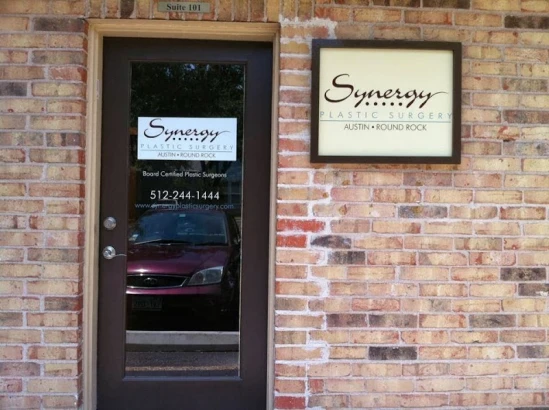 synergy-plastic-surgery-4.jpg