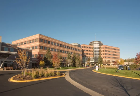 harrington-associates-plastic-surgery-4.jpg
