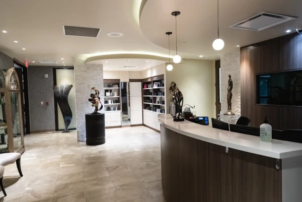 town-and-country-plastic-surgeons-medspa-1.jpg