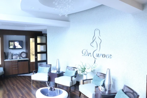 dr-curves-advanced-plastic-surgery-solutions-surgical-center-4.jpg