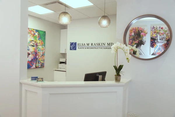 Elsa Raskin, MD in Greenwich, Connecticut | labiaplastybeforeandafter.com
